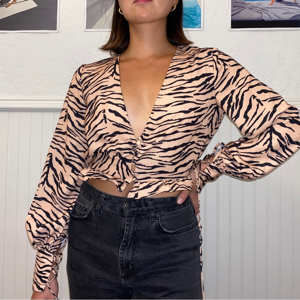 Finders Keepers tiger stripe low cut top